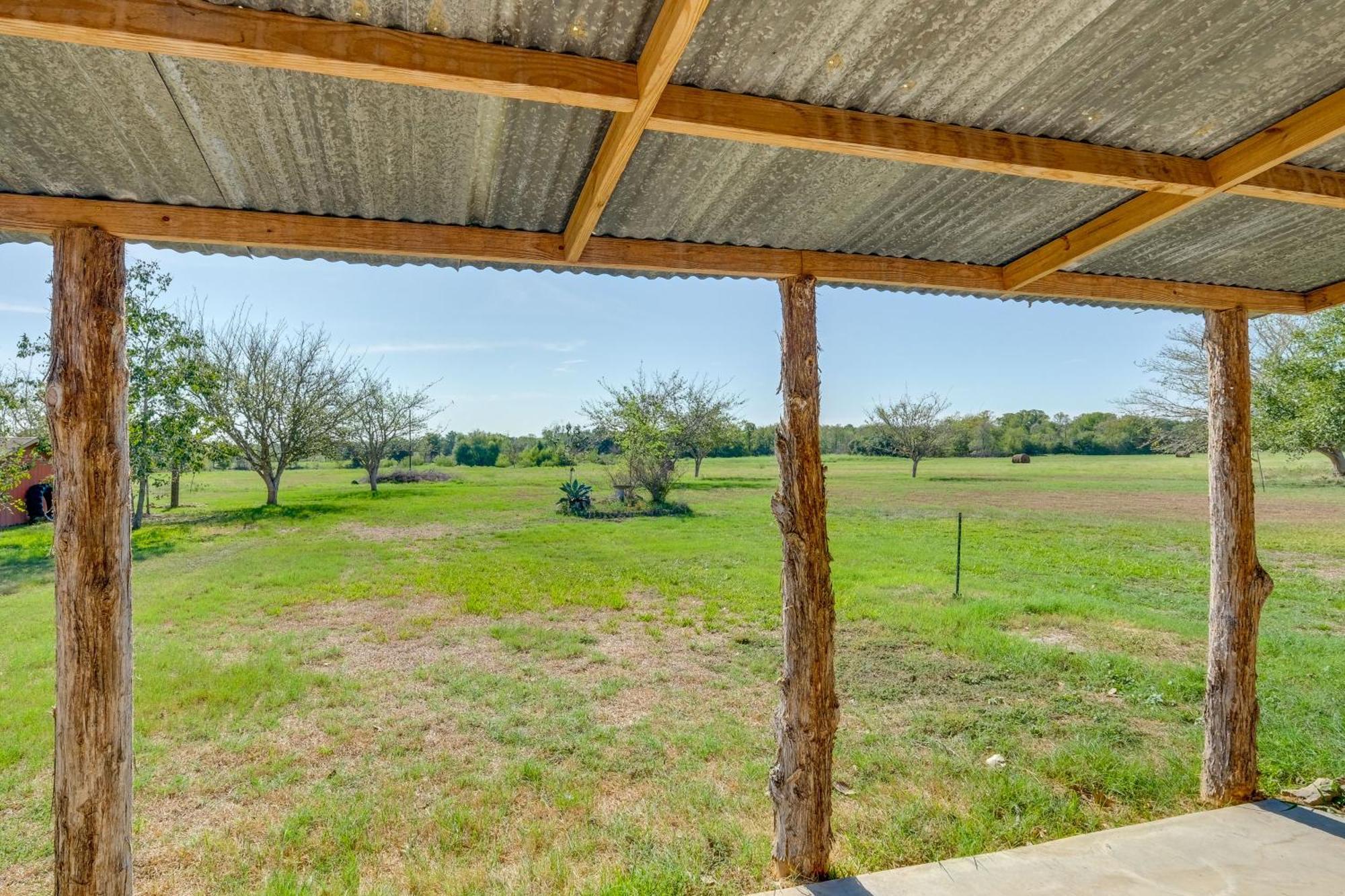 Delightful Carmine Studio On Farm Near Round Top! Luaran gambar